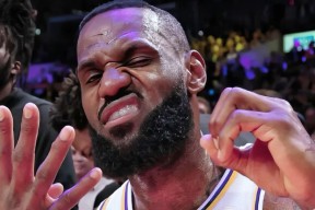 Yabo- 詹姆斯爆冷击败日本队,关键助攻引爆全场的球员 