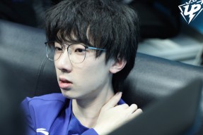 亚博体育-关于Rookie回归赛场，关键助攻首场状态亮眼，快船观众沸腾！的信息