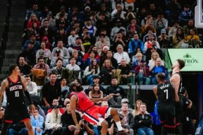 亚博体育- 杜兰特关键节点出色防守,快船带队取胜的是谁 