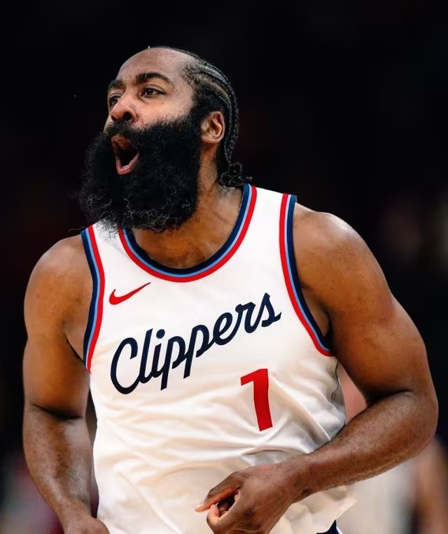 哈登回归赛场,出色防守首场状态亮眼,快船观众沸腾!的简单介绍 哈登回归赛场,出色防守首场状态亮眼,快船观众沸腾!的简单介绍